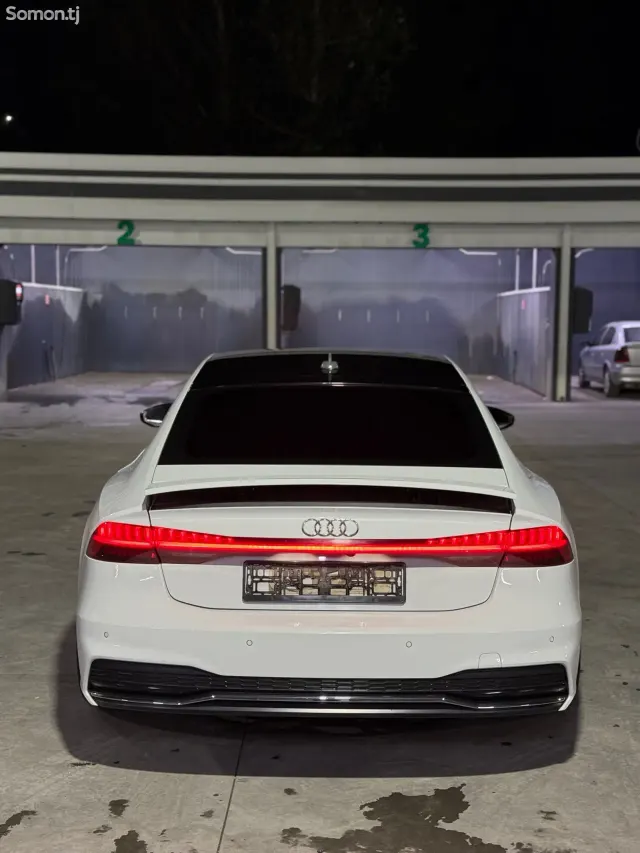 Audi A7 2021 · 3.0 AT