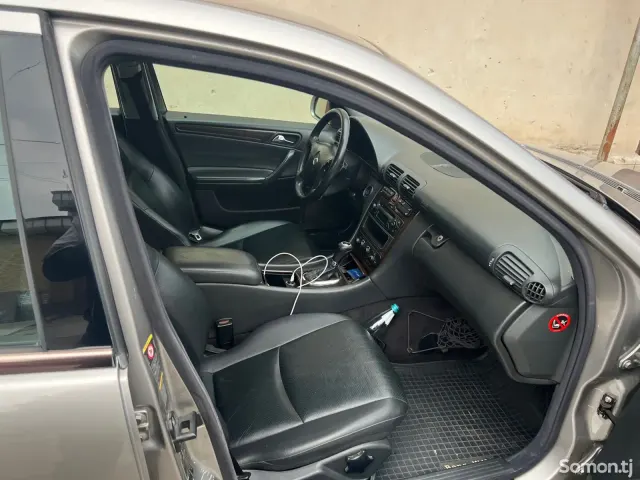 Mercedes-Benz C class 2003 · 1.8 AT