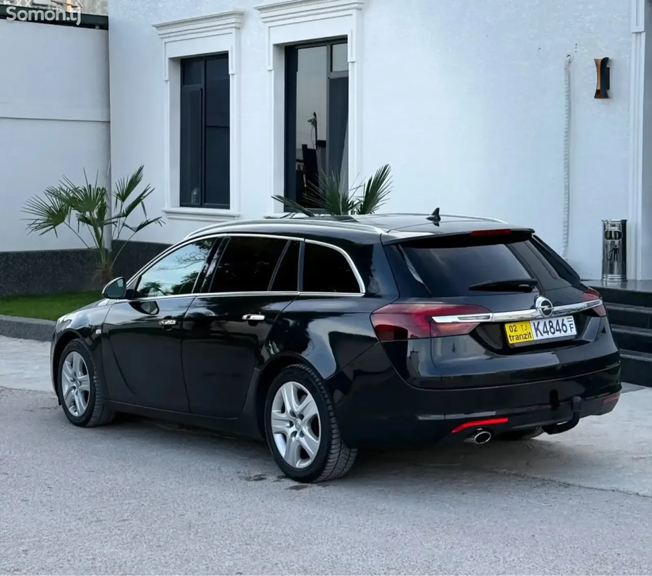 Opel Insignia 2015 · 2.2 MT