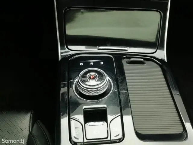 Kia K5 2020 · 1.6 AT