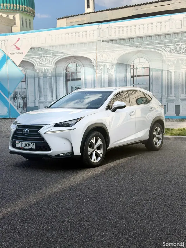 Lexus NX series 2015 · 2.5 AT