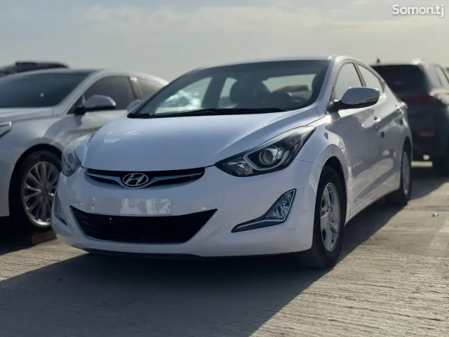 Hyundai Avante 2015 · 1.6 AT
