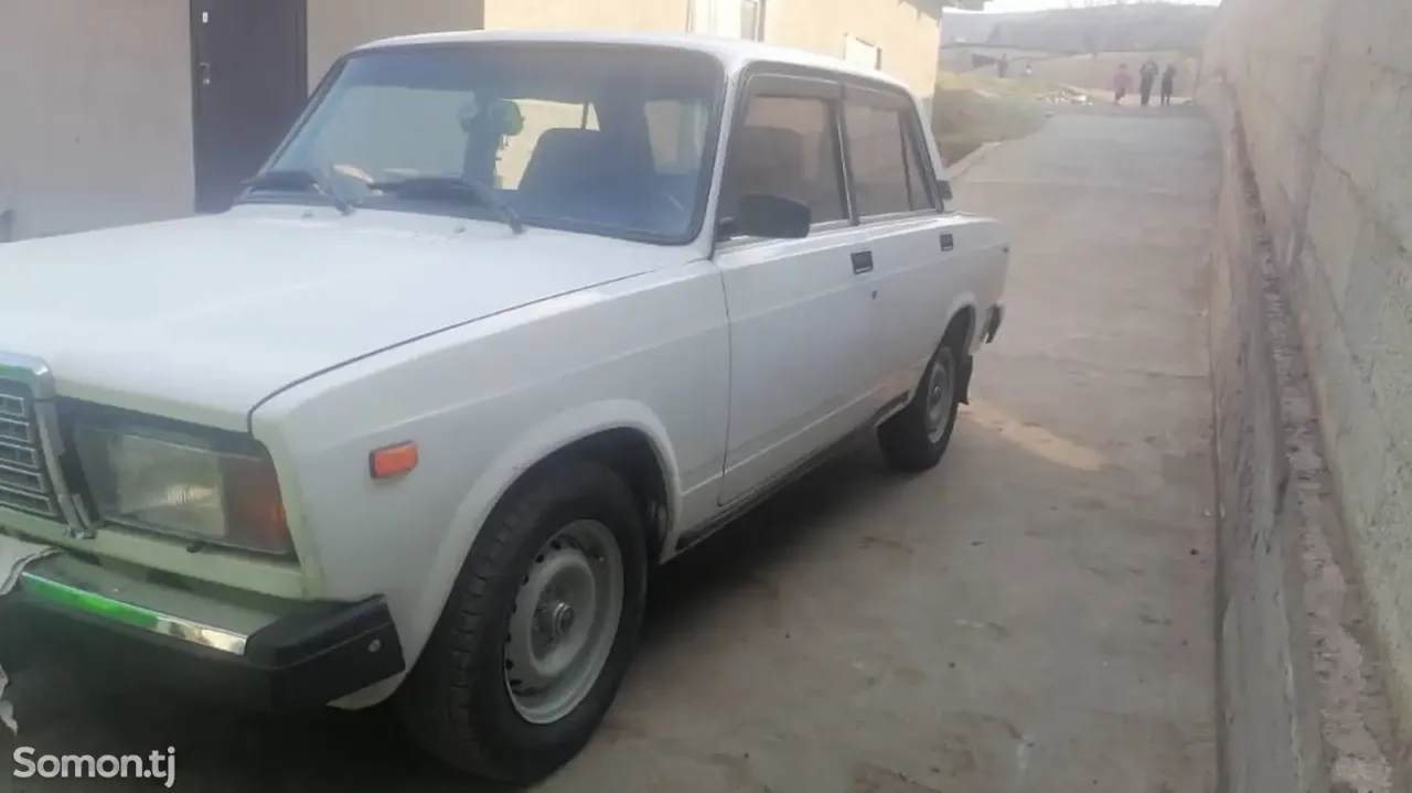 Lada (ВАЗ) 2107 2003 · 1.5 MT