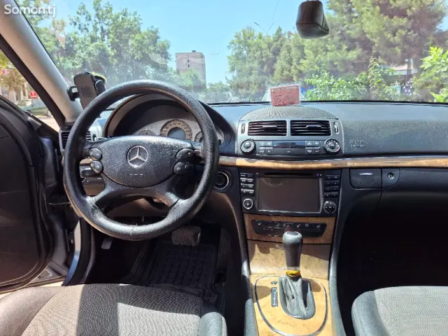 Mercedes-Benz E class 2007 · 2.2 AT