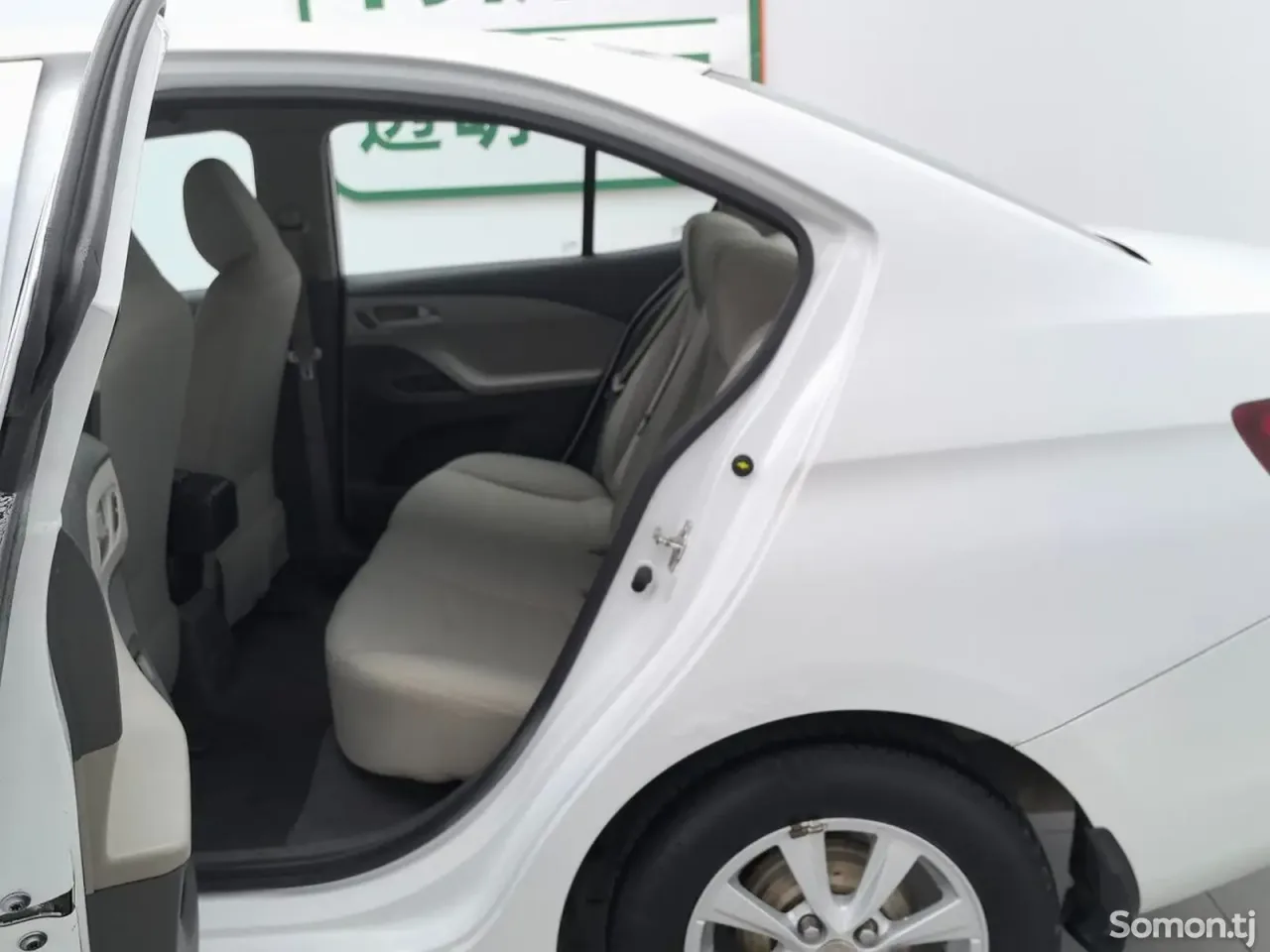 Kia K5 2017 · 2.0 AT