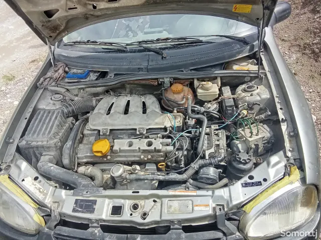 Opel Corsa 1996 · 0.6 MT