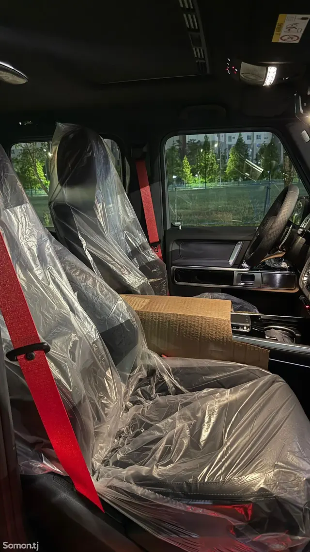 Mercedes-Benz G class 2026 · 4.0 AT