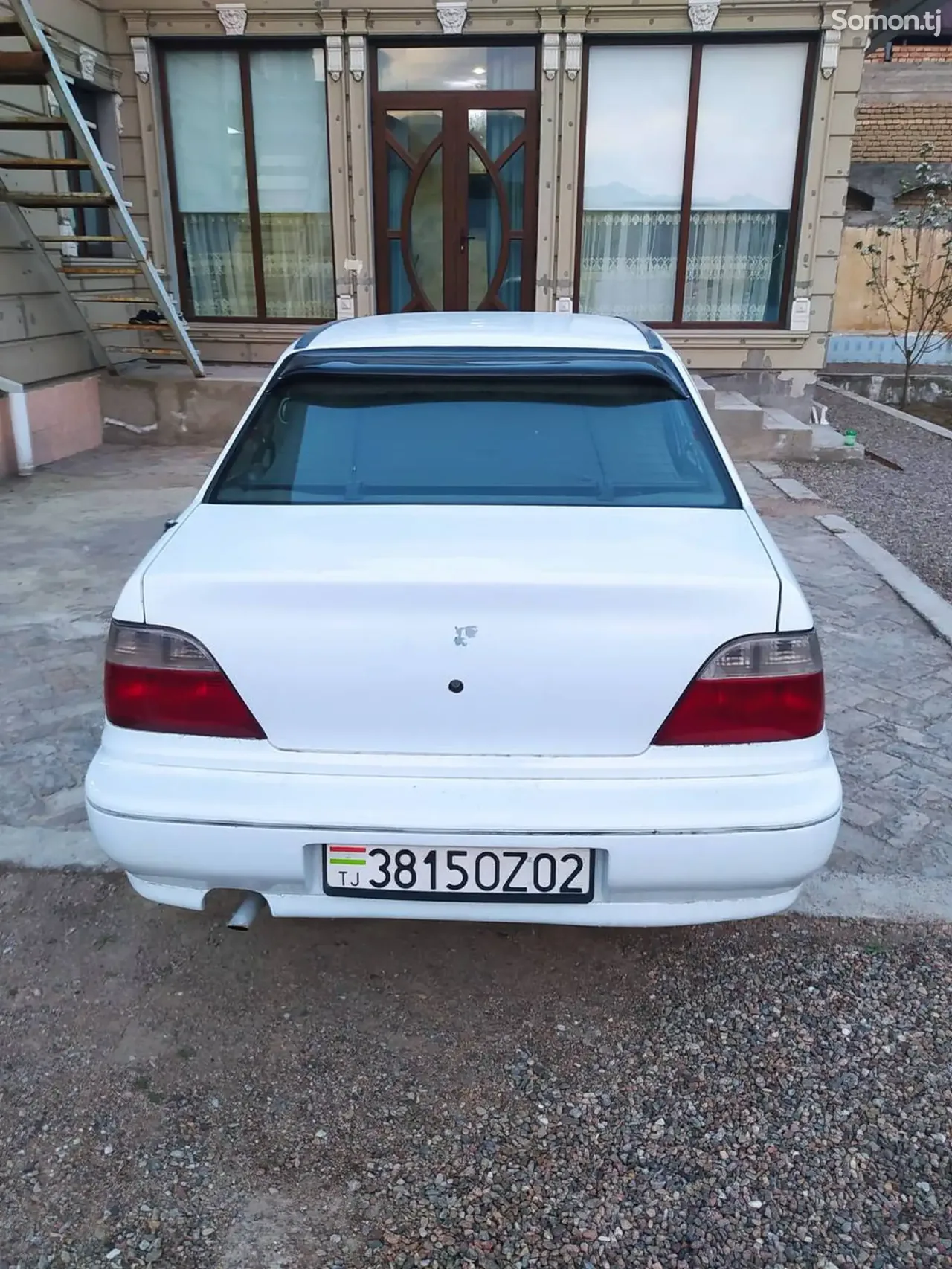 Daewoo Nexia 1995 · 1.5 MT