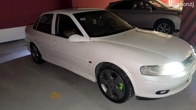 Opel Vectra B 2001 · 1.8 AT