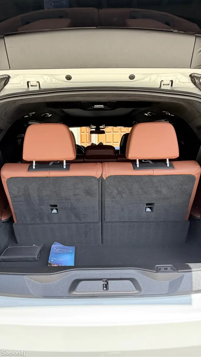 BMW X7 2022 · 4.0 AT