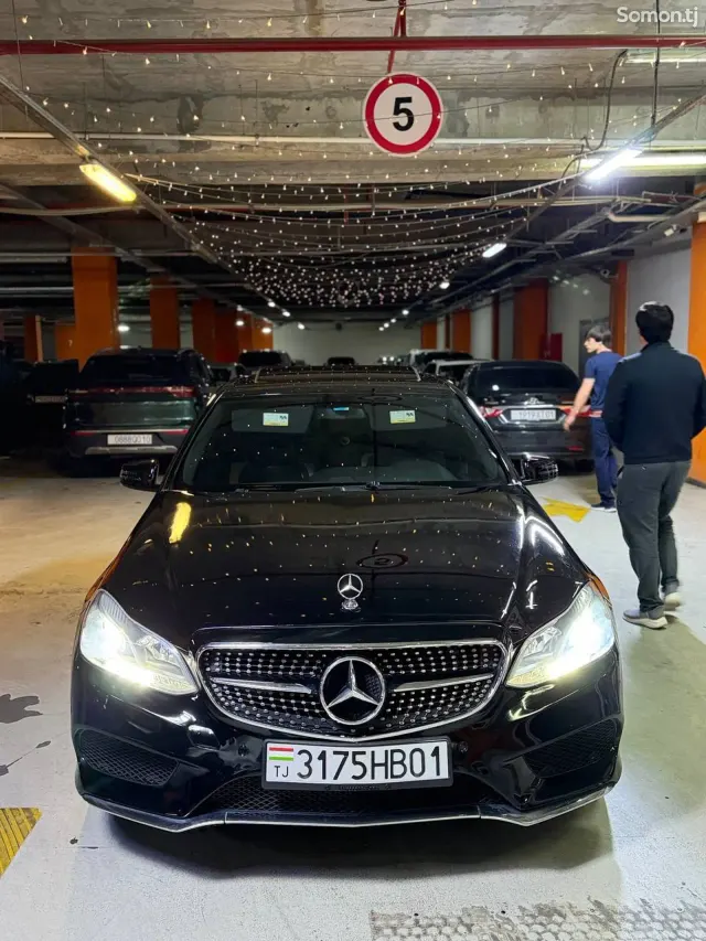Mercedes-Benz E class 2011 · 3.5 AT