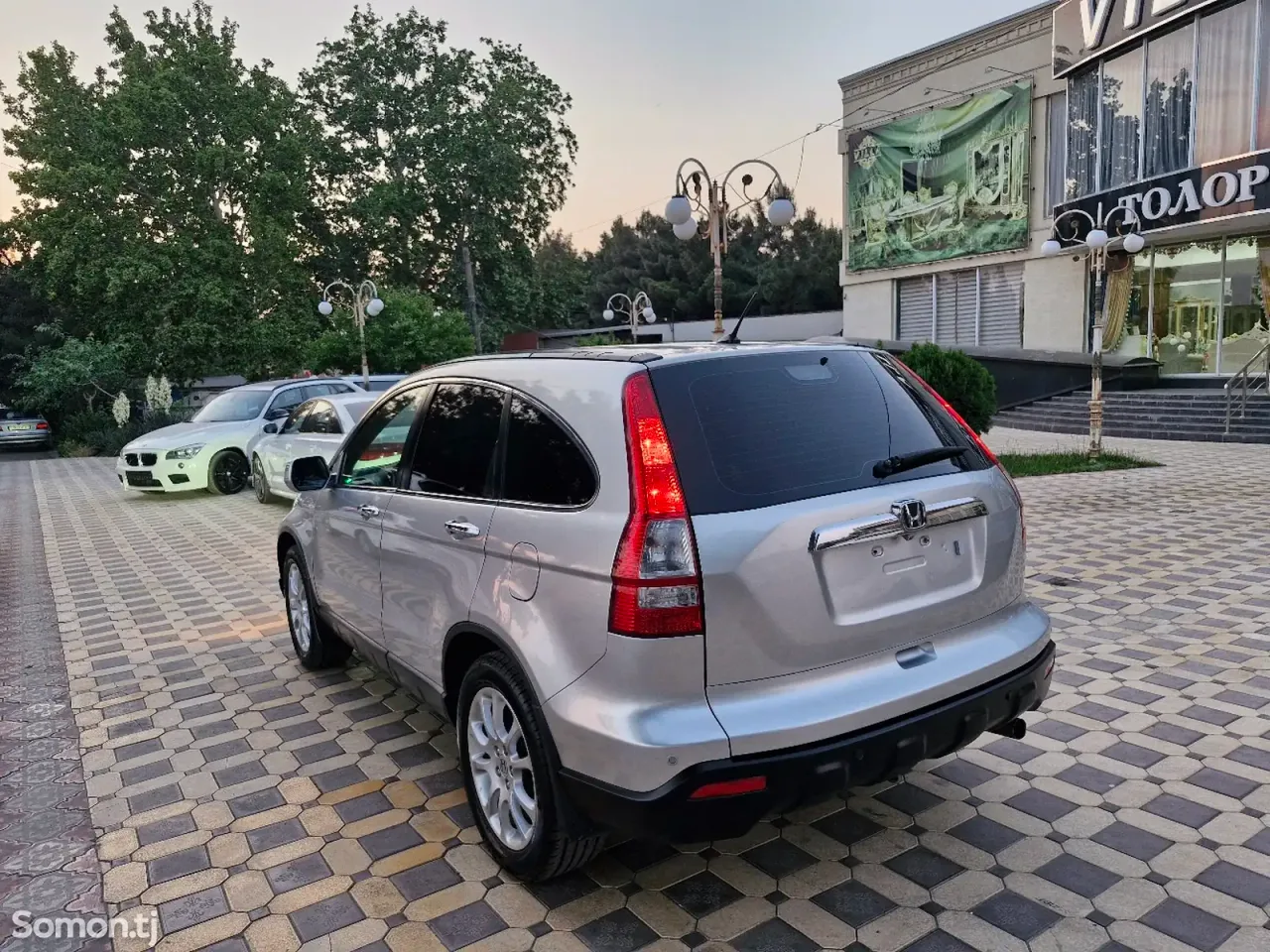 Honda CR-V 2009 · 2.4 AT