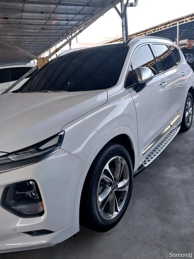 Hyundai Santa Fe 2018 · 2.2 AT