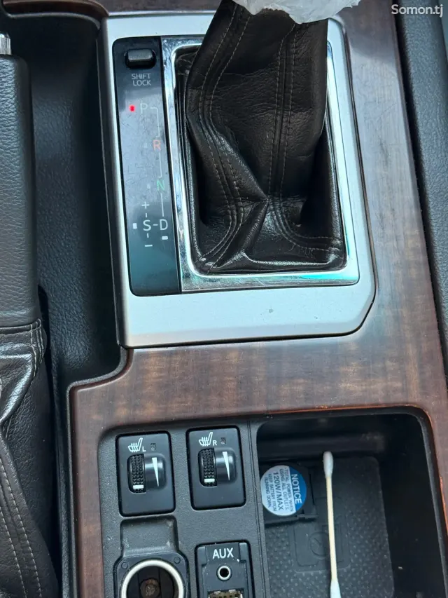 Toyota Land Cruiser Prado 2010 · 4.0 AT