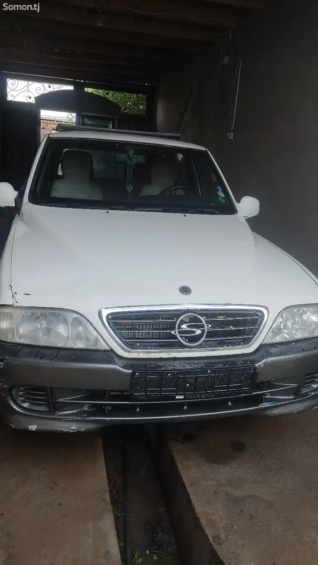 Ssang Yong Musso 2000 · MT