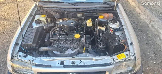 Opel Astra F 1997 · 1.6 MT