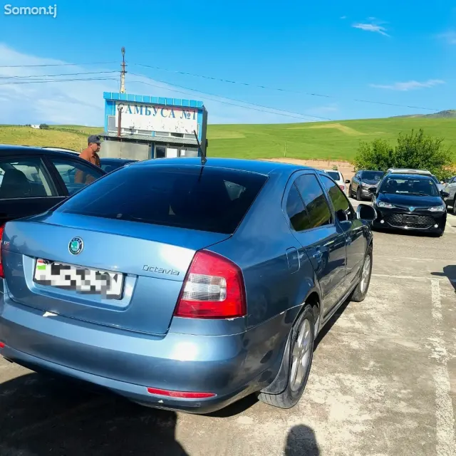 Skoda Superb 2011 · 1.1 AT