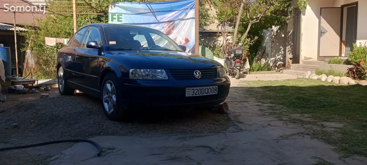 Volkswagen Passat 1998 · 1.8 MT