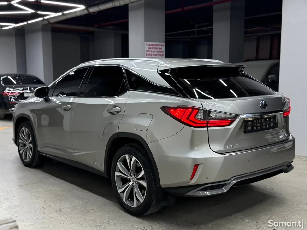 Lexus RX series 2017 · 3.5 AT