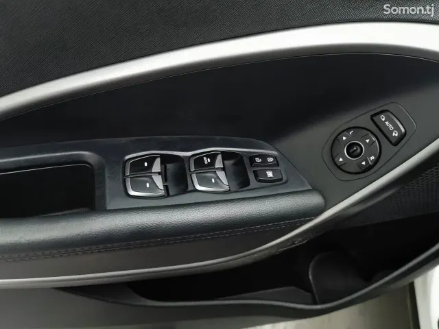 Hyundai Santa Fe 2014 · 2.4 AT