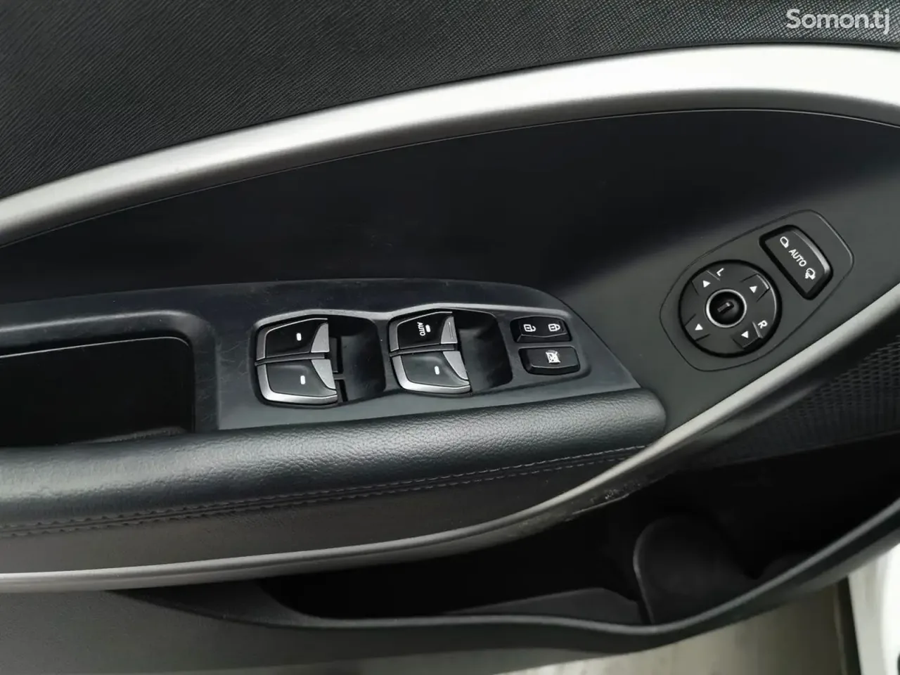Hyundai Santa Fe 2014 · 2.4 AT