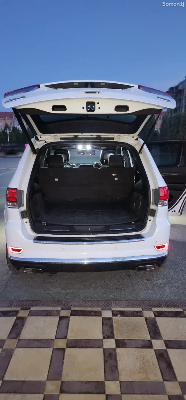 Jeep Grand Cherokee 2014 · 3.0 AT
