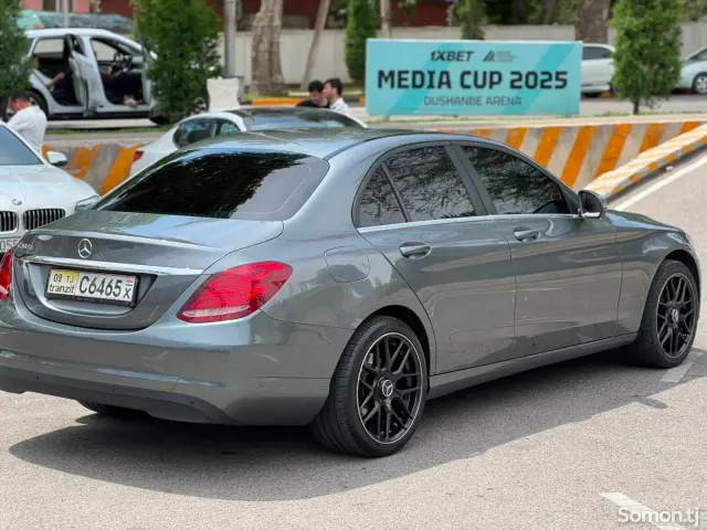 Mercedes-Benz C class 2017 · 2.0 AT