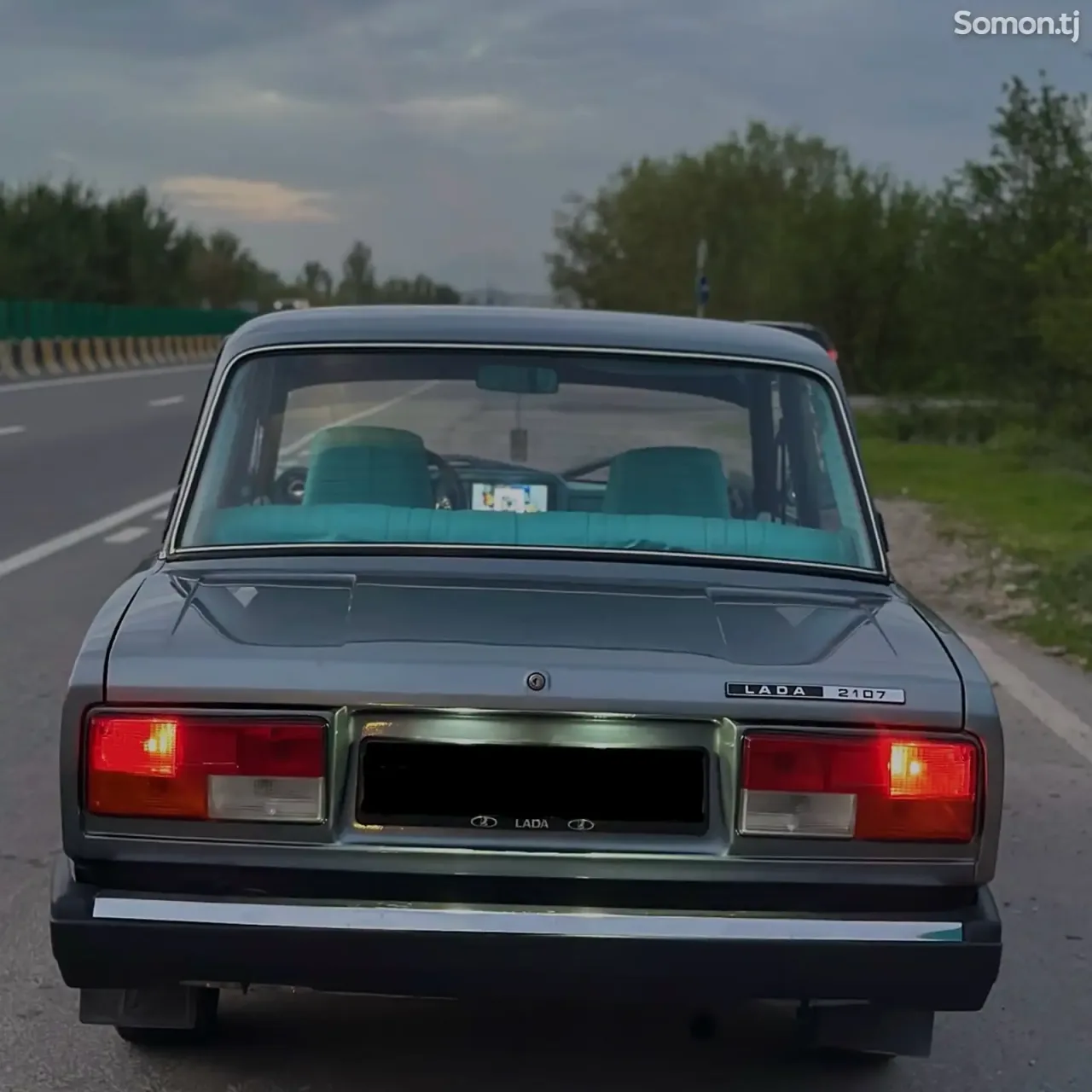 Lada (ВАЗ) 2107 2011 · 1.7 MT