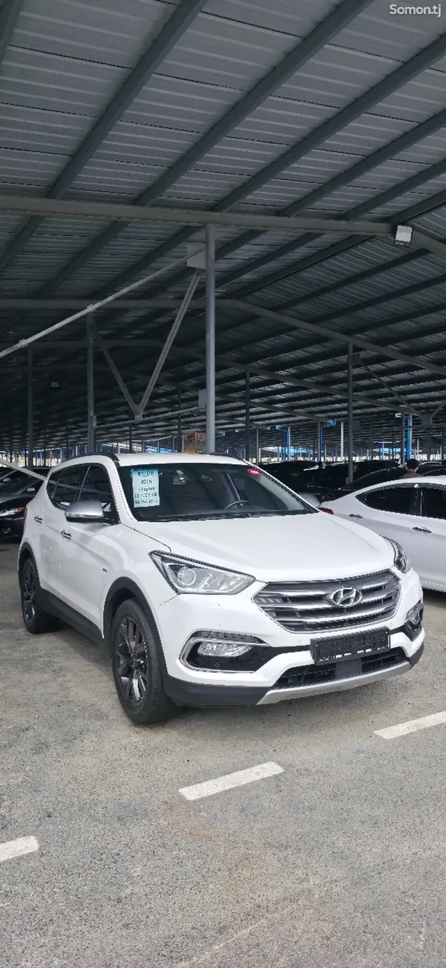 Hyundai Santa Fe 2016 · 2.0 AT