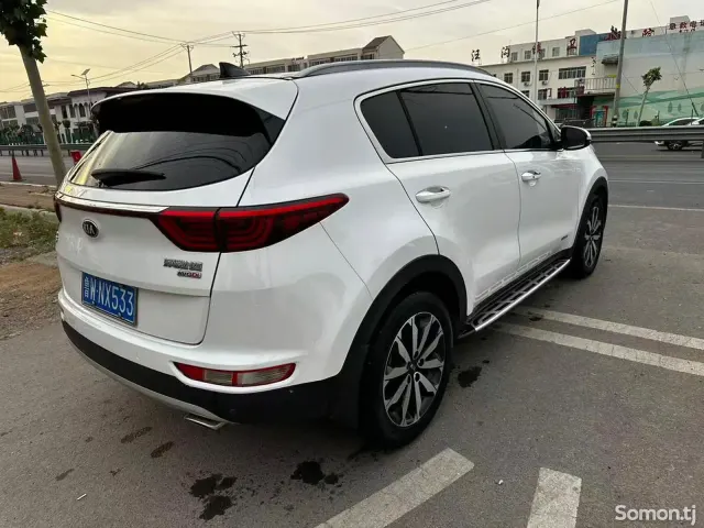 Kia K5 2016 · 2.0 AT