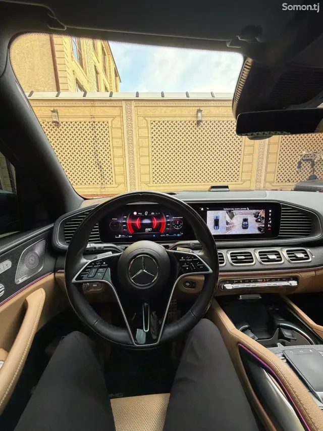 Mercedes-Benz GLS 2024 · 5.8 AT
