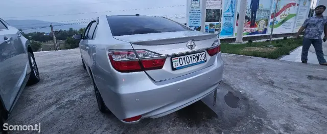 Toyota Camry 2017 · 2.5 AT