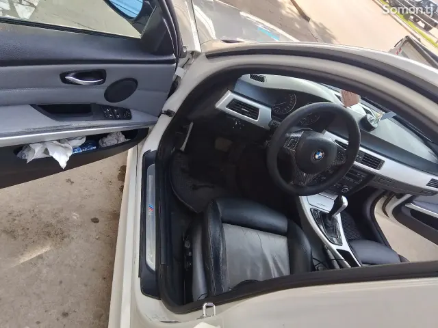 BMW M3 2008 · 2.0 AT