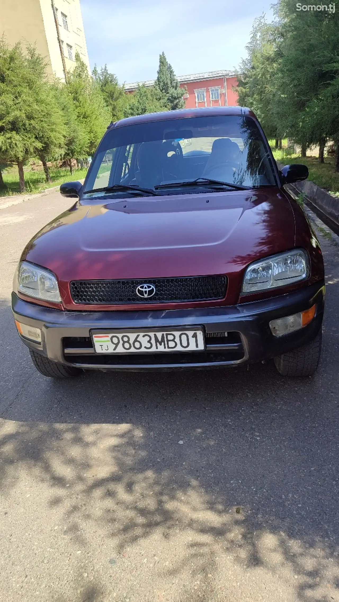 Toyota RAV 4 1998 · 2.0 AT