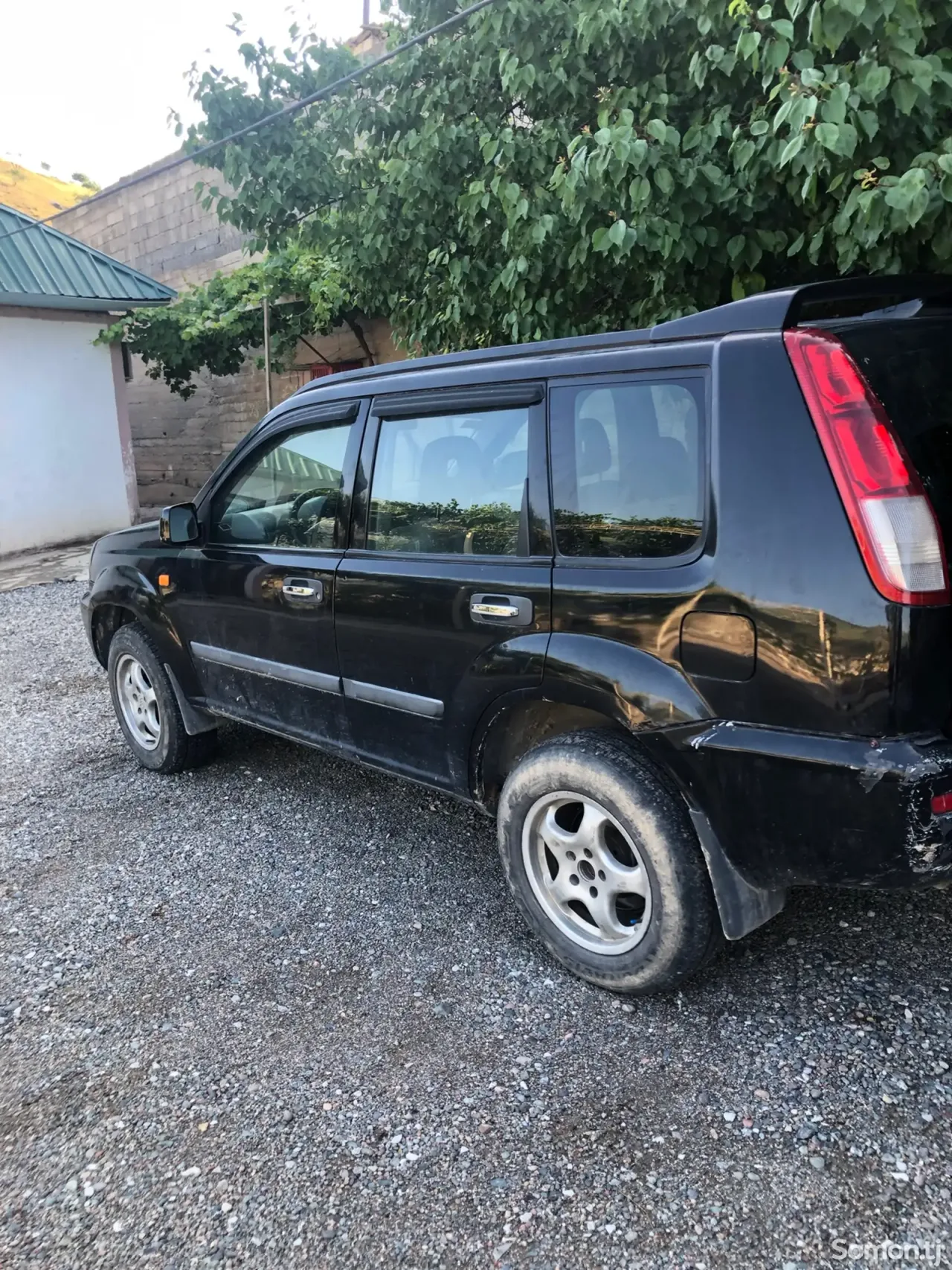 Nissan X-Trail 2002 · 2.0 MT