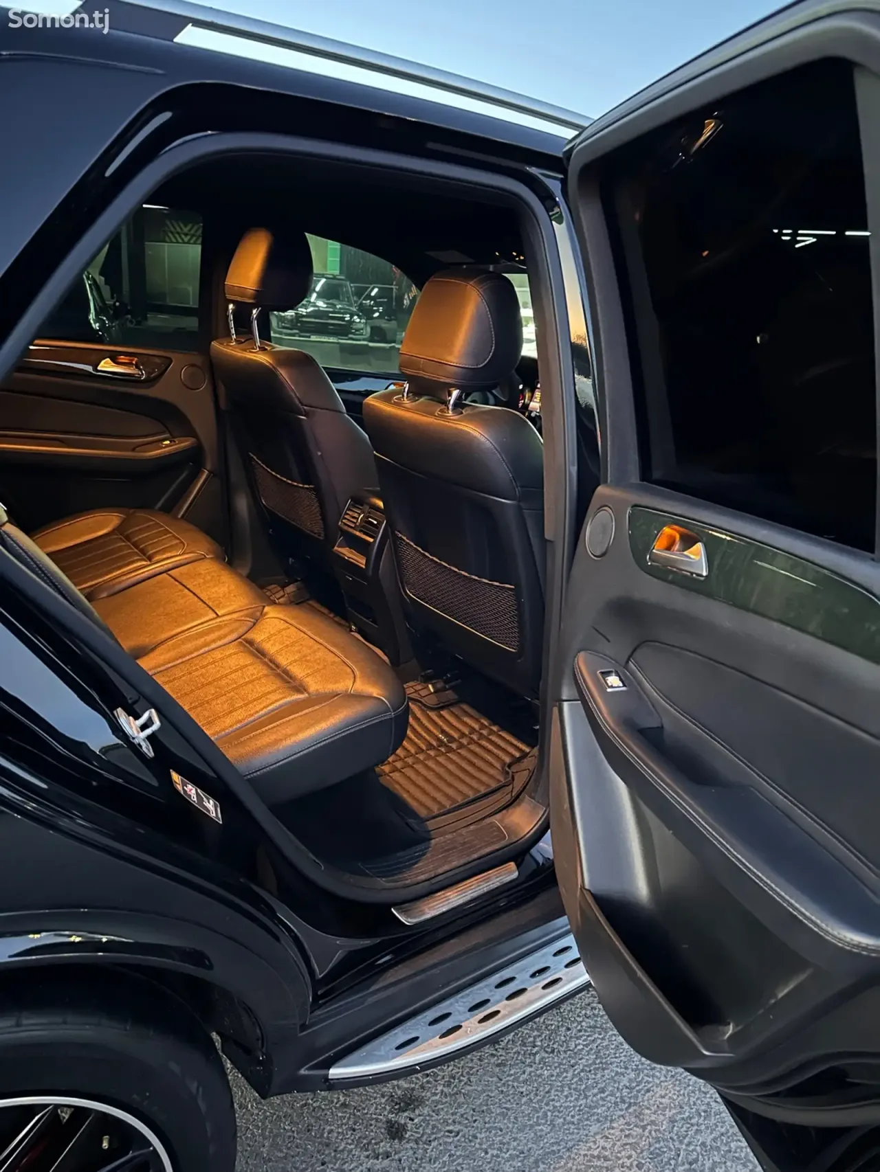 Mercedes-Benz GLE class 2017 · 3.5 AT