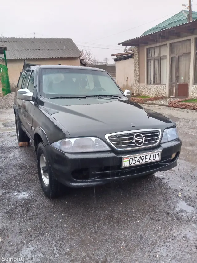 Ssang Yong Musso 1999 · 2.9 MT