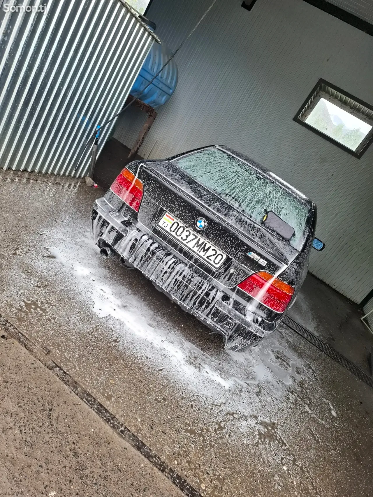BMW 5 series 2000 · 3.5 AT