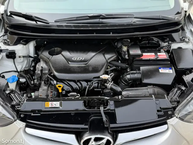 Hyundai Avante 2014 · 1.6 AT