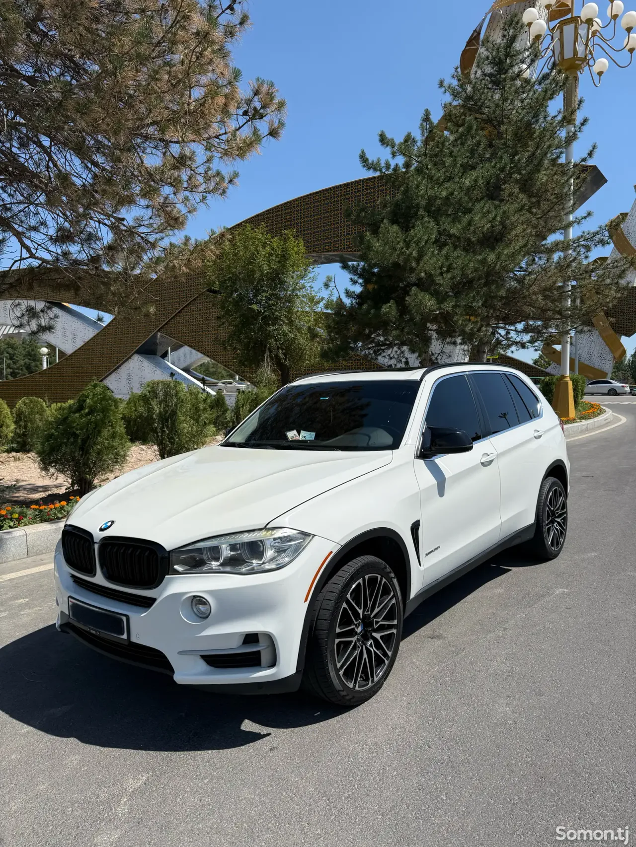 BMW X5 2015 · 3.5 AT