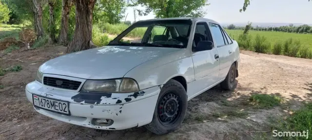 Daewoo Nexia 1996 · 1.5 MT
