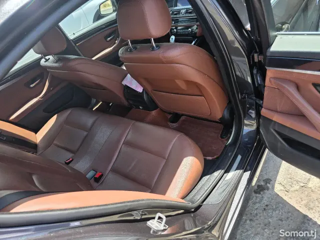BMW 5 series 2014 · 2.0 AT
