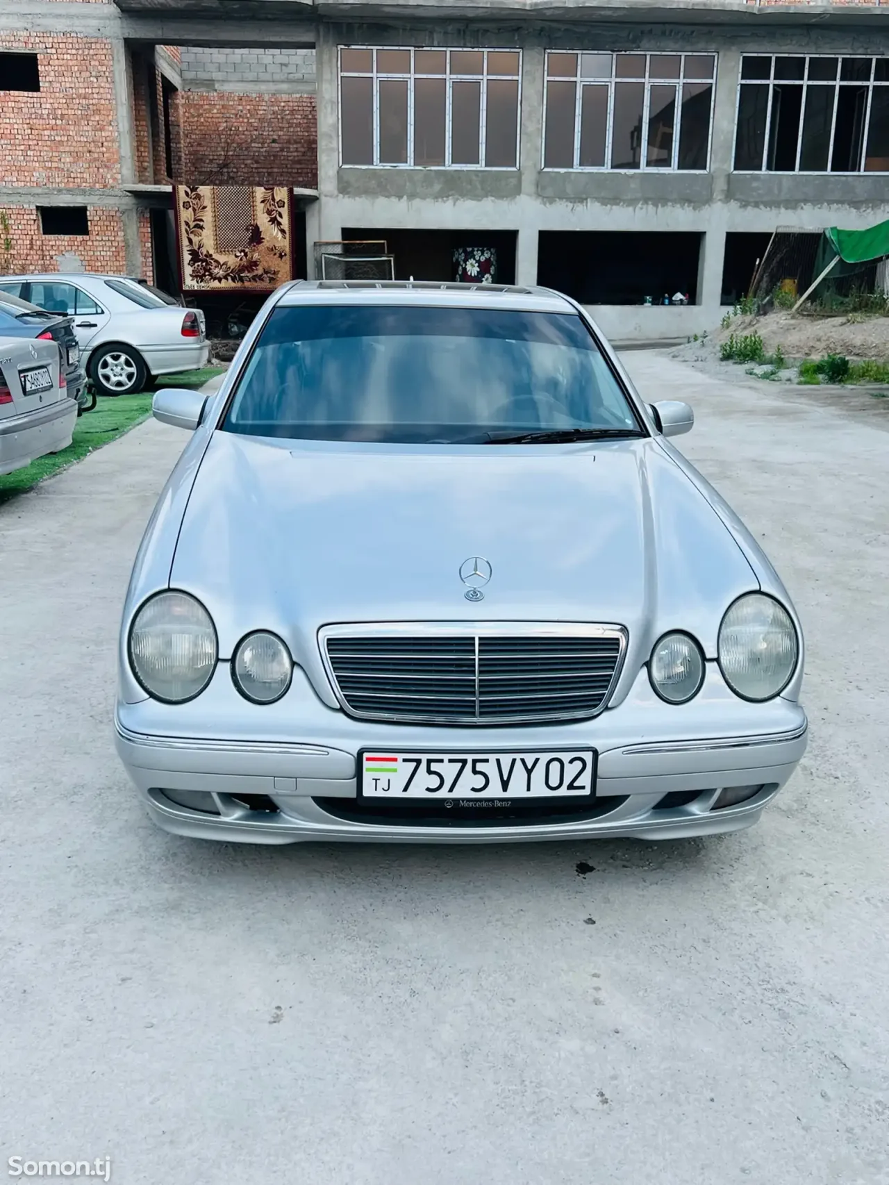 Mercedes-Benz E class 2000 · 2.8 AT