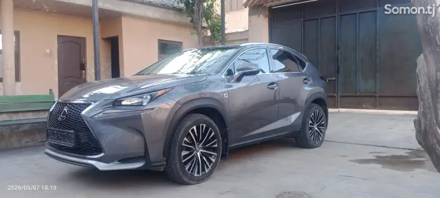 Lexus NX series 2015 · 2.0 AT