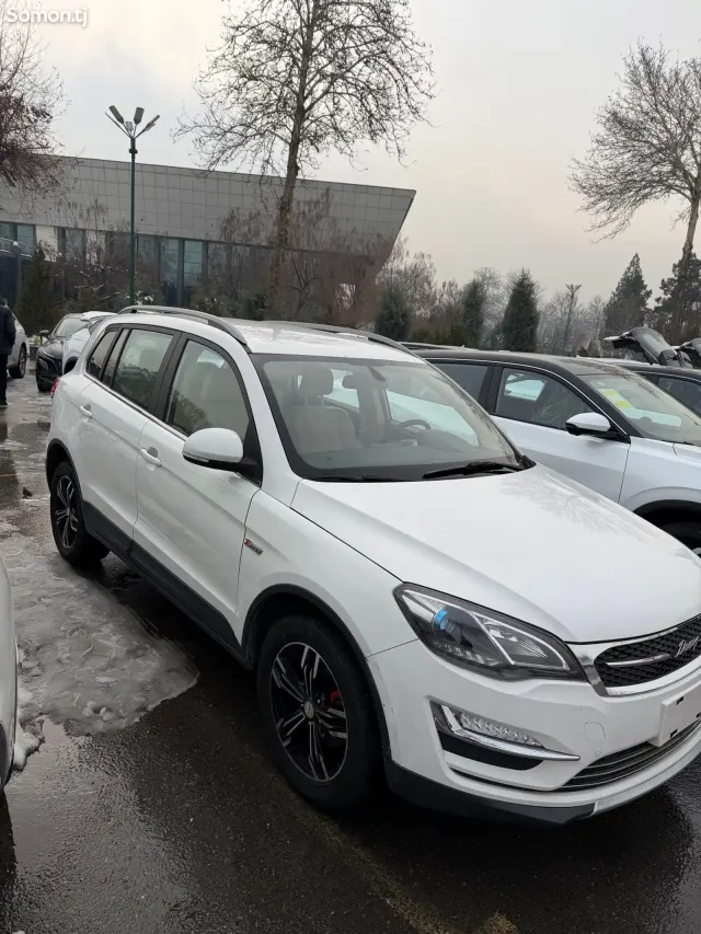 Zotye Domy X5 2016 · 1.5 MT