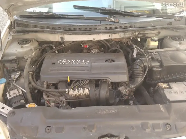 Toyota Corolla 2006 · 1.6 MT