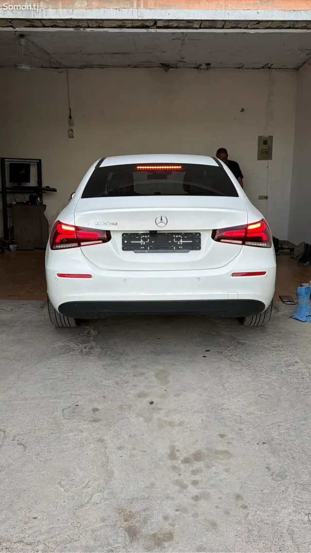 Mercedes-Benz A class 2021 · 2.2 AT