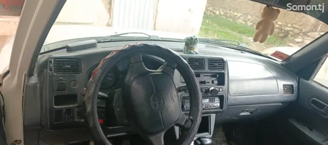 Toyota RAV 4 1998 · 2.0 AT