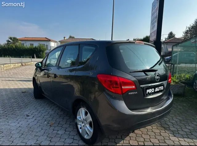 Opel Meriva 2015 · 1.4 MT