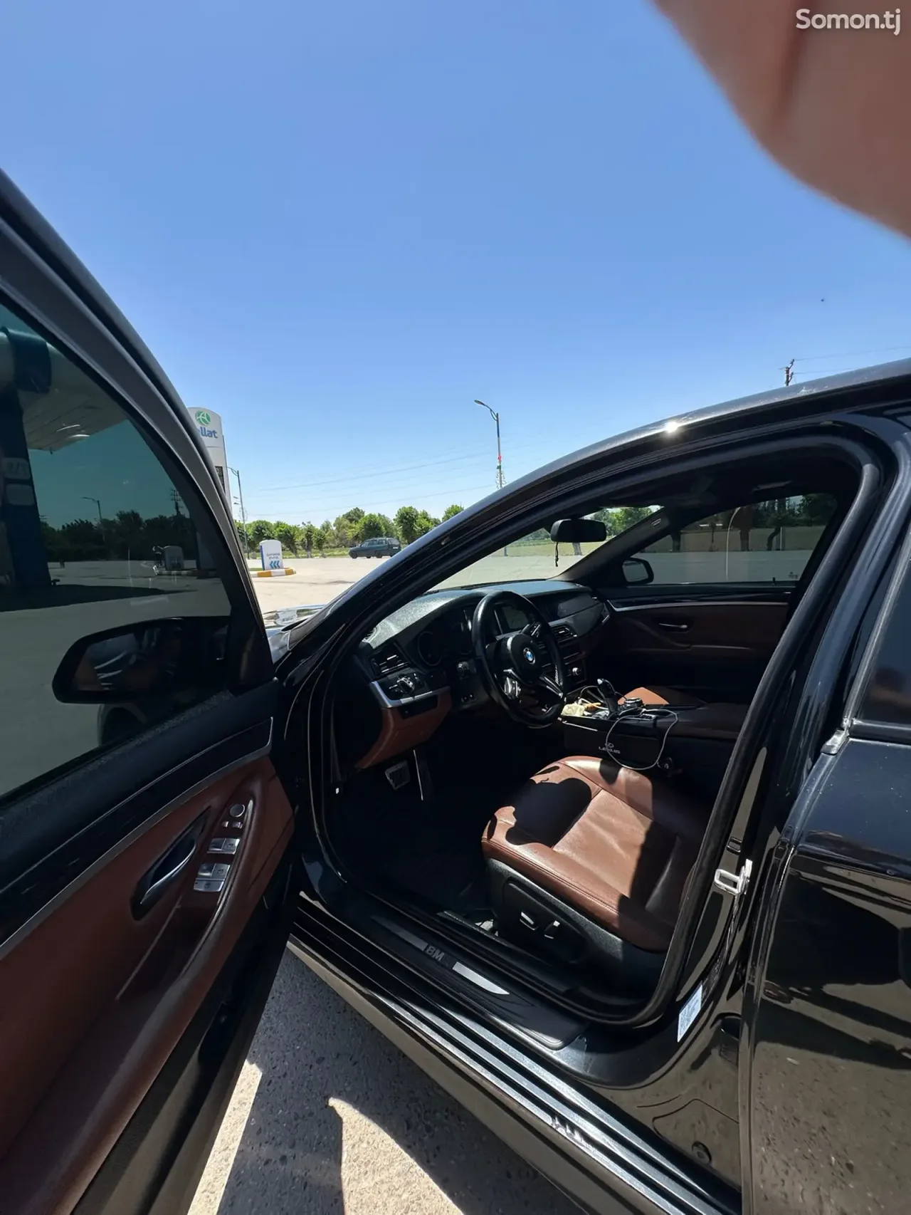 BMW 5 series 2014 · 2.0 AT